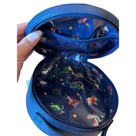 Vera Bradley Snow Globe Motifs WHIMSY COSMETIC CASE NWT Holiday Winter - Picture 3 of 8